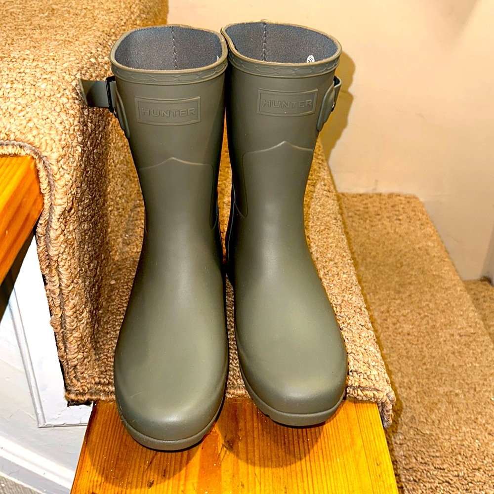 Grey rain boots